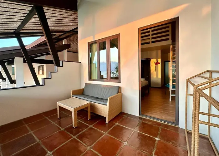 Emoha Dive Resort